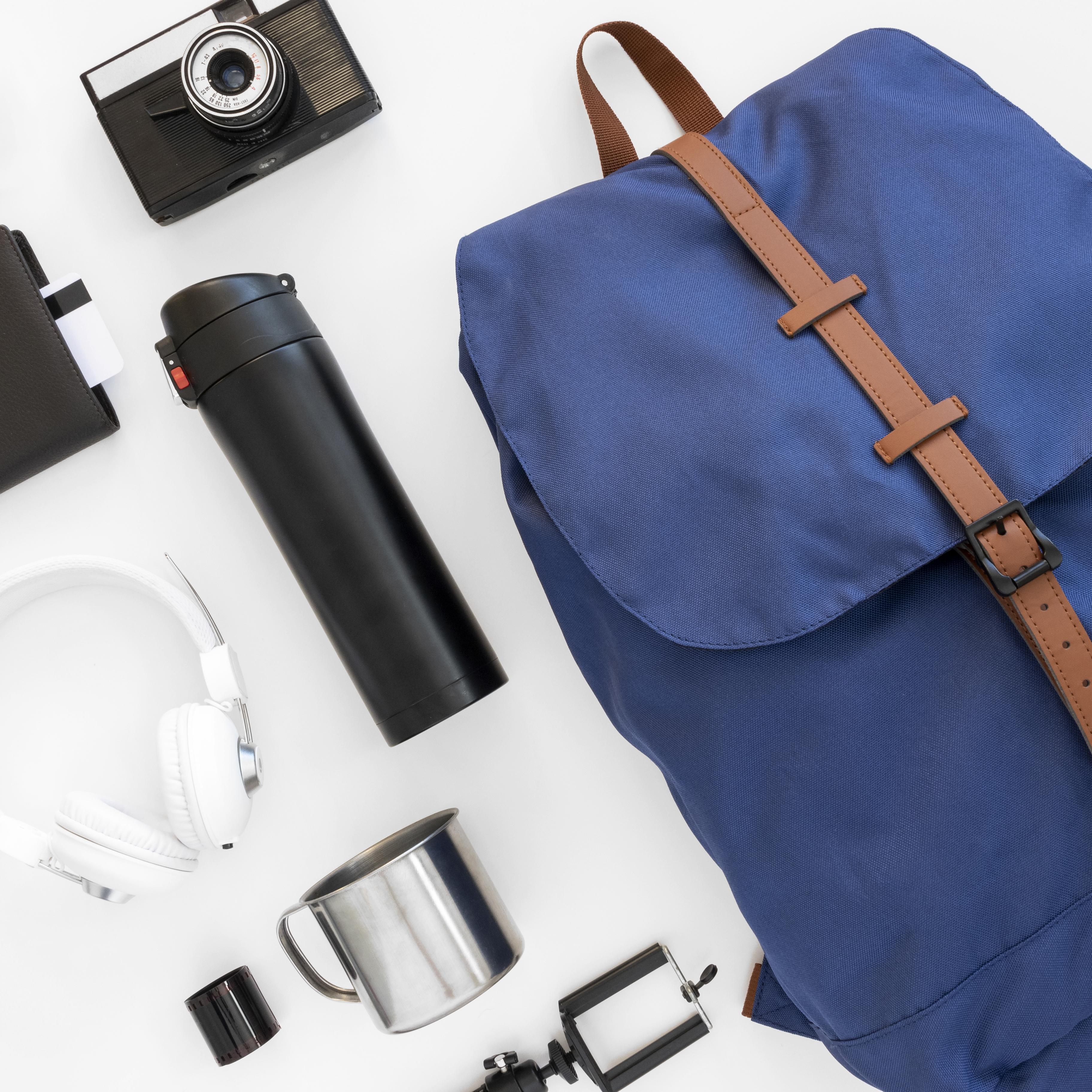 travel-still-life-pack-flat-lay